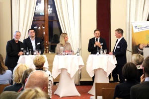 Bild zum Beitrag: Gegen Hass und Desinformation